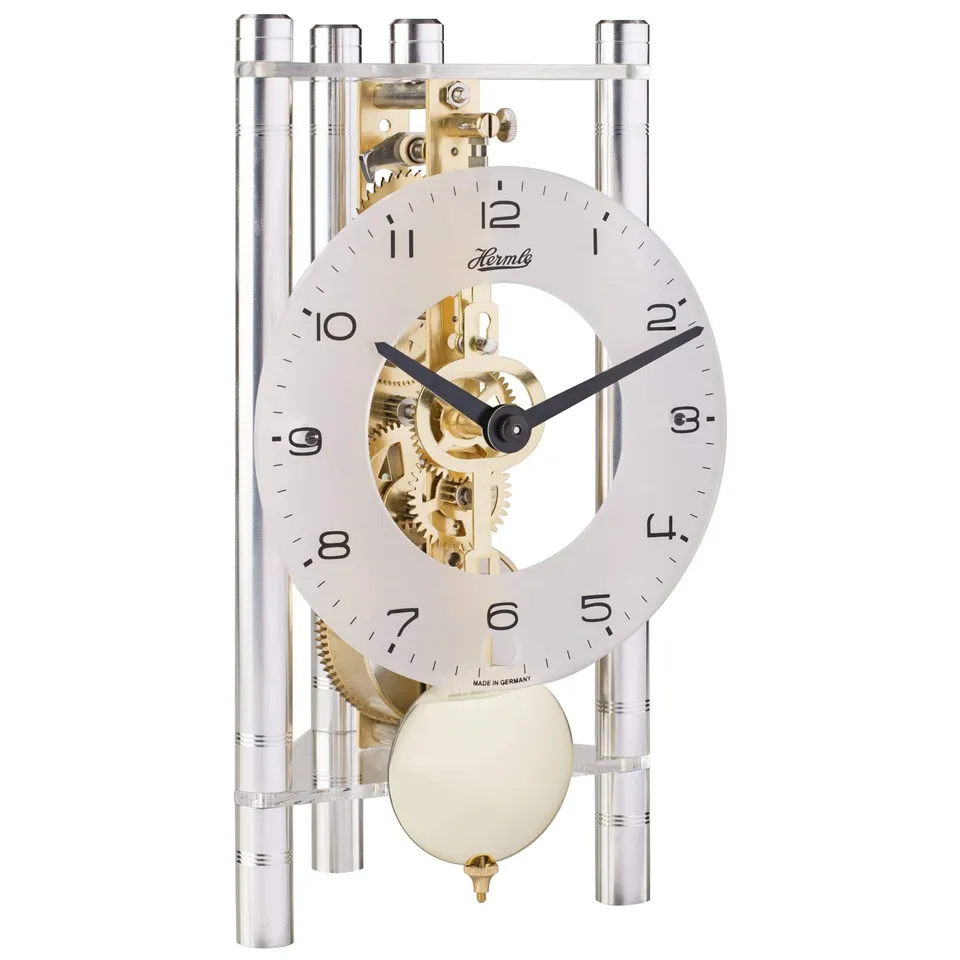hermle-23022x40721-lakin-dreieckige-tischuhr-silber-8-tage-werk image 1