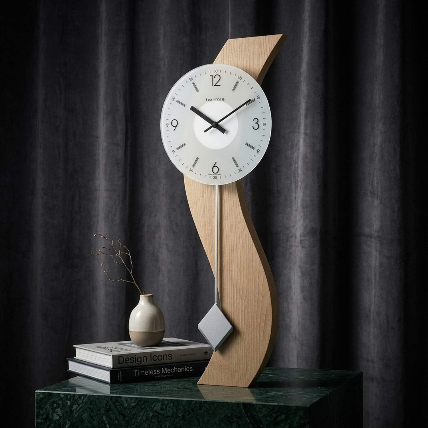 hermle-71004-u62200-wanduhr-mit-pendel-beige-glas-70-cm image 3