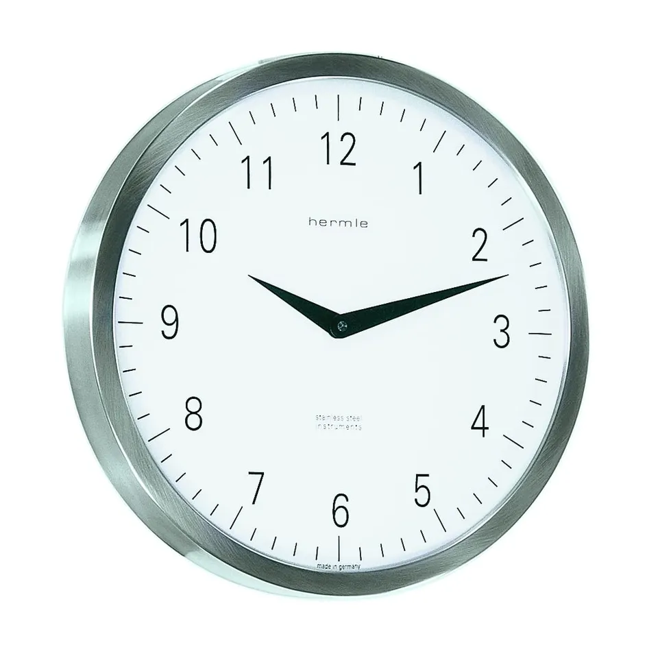hermle-bahnhofsuhr-30466-002100-quarz-wanduhr-silber image 1